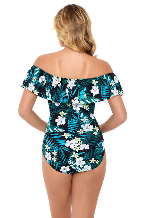 Traje de baño con hombros descubiertos