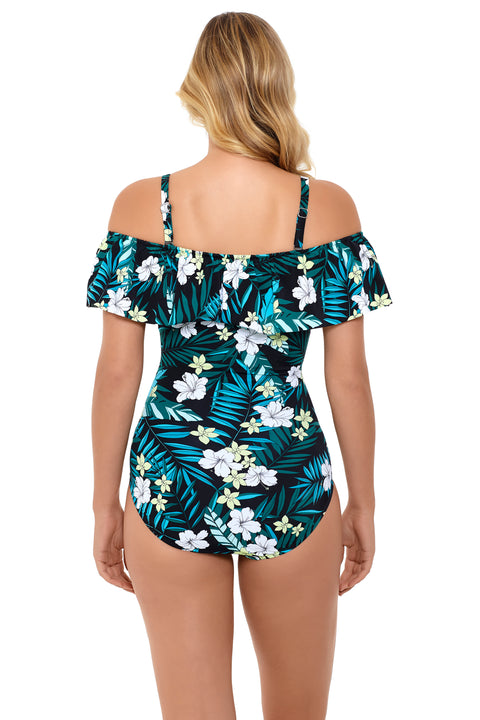 Traje de baño con hombros descubiertos